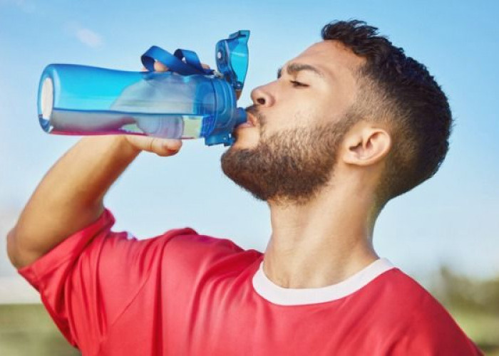 Ginjal Kesulitan Kerja Kalau Cara Minum Airmu Salah, Ini Tipsnya!