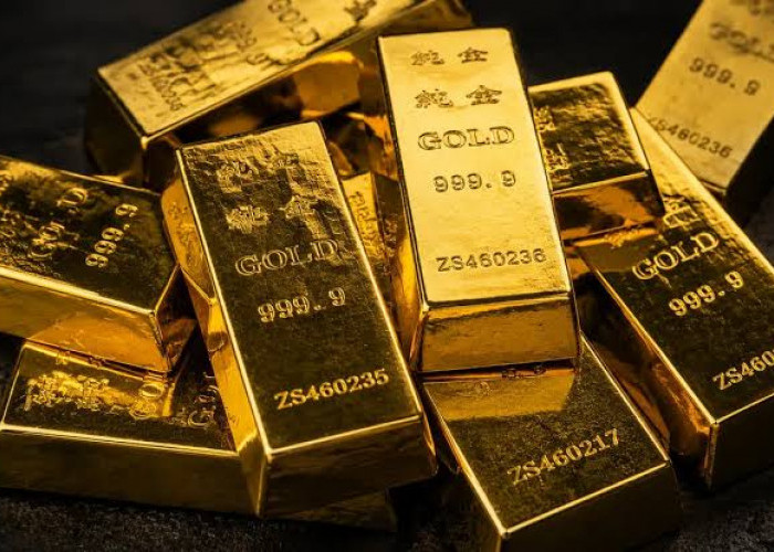  Harga Emas Dunia Tertekan, Dolar AS Menguat dan Investor Mulai Waspada