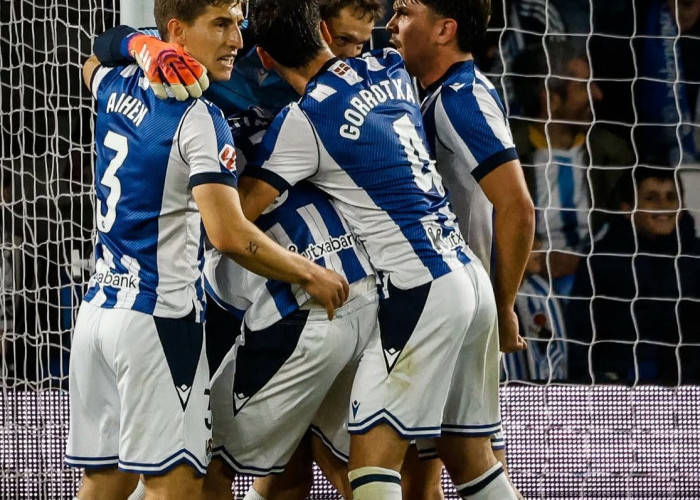 Brace Oyarzabal Antar Real Sociedad Kalahkan Sevilla 2-1 di Anoeta