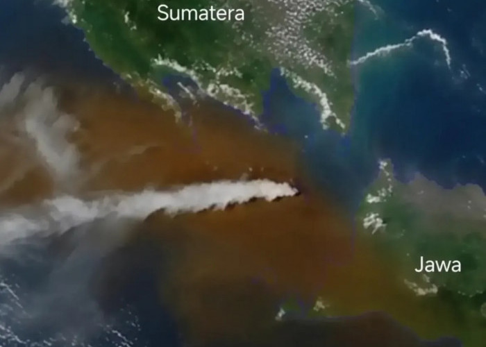 Abu Vulkanik Anak Krakatau Lebih Banyak Terbawa Angin ke Samudra Hindia