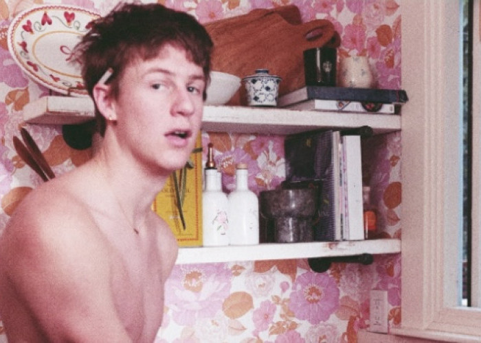 5 Lagu Malcolm Todd yang Wajib Masuk Playlist, Ada Rebecca hingga Roommates