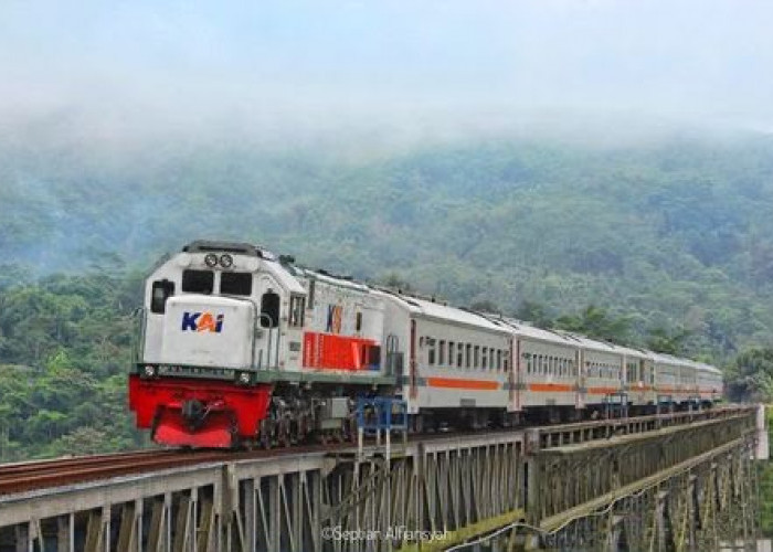 KA Rajabasa Mulai Gunakan Kereta Ekonomi Premium Modifikasi dengan Tarif Tetap Terjangkau