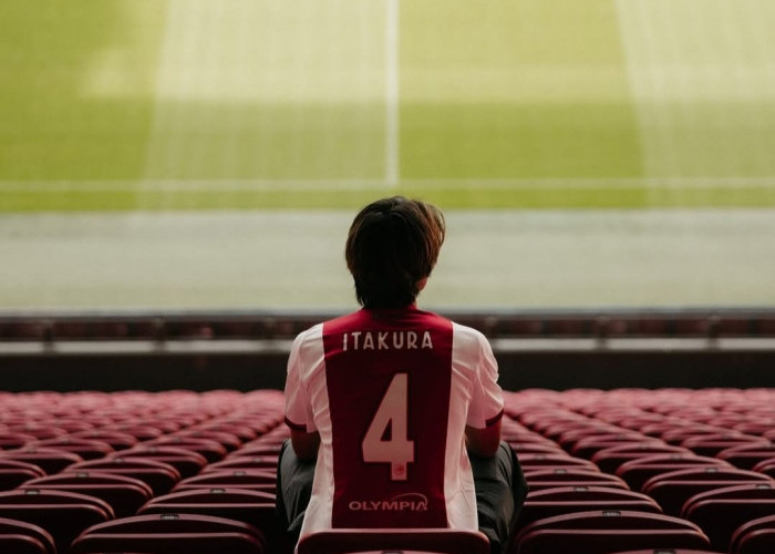 Ajax Resmi Gaet Kou Itakura dari Borussia Mönchengladbach, Pecahkan Rekor sebagai Pemain Jepang Pertama di Klu