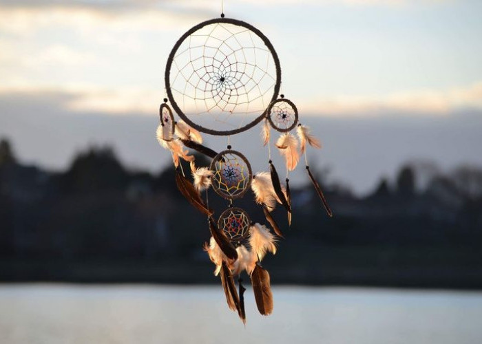 Dream Catcher Dipercaya Membawa Mimpi Indah, Antara Kepercayaan dan Mitos yang Masih Diperdebatkan