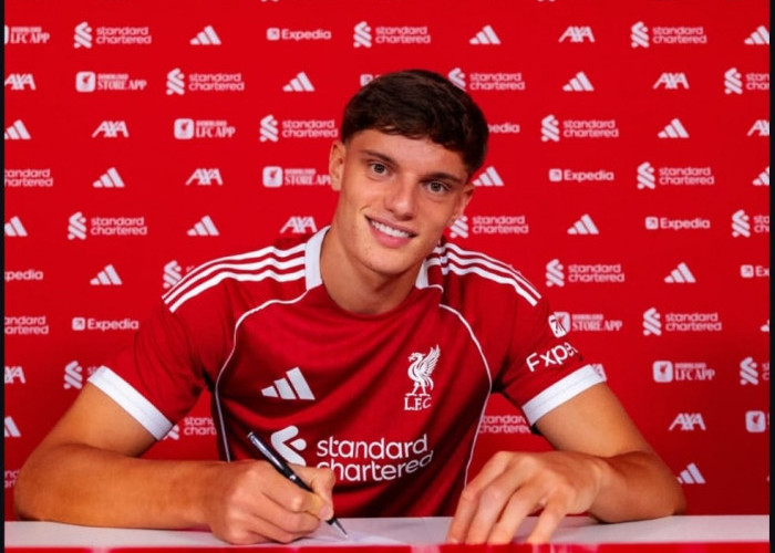 Liverpool Resmikan Transfer Giovanni Leoni dari Parma, Bek Muda Italia Disebut Calon Suksesor Van Dijk