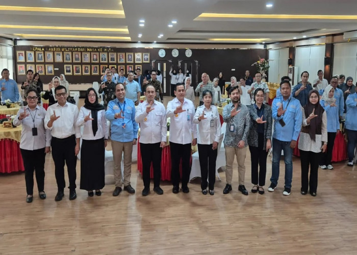 Tekankan Pentingnya Kepatuhan Roya, Kanwil Kemenkum Lampung Sosialisasi Jaminan Fidusia