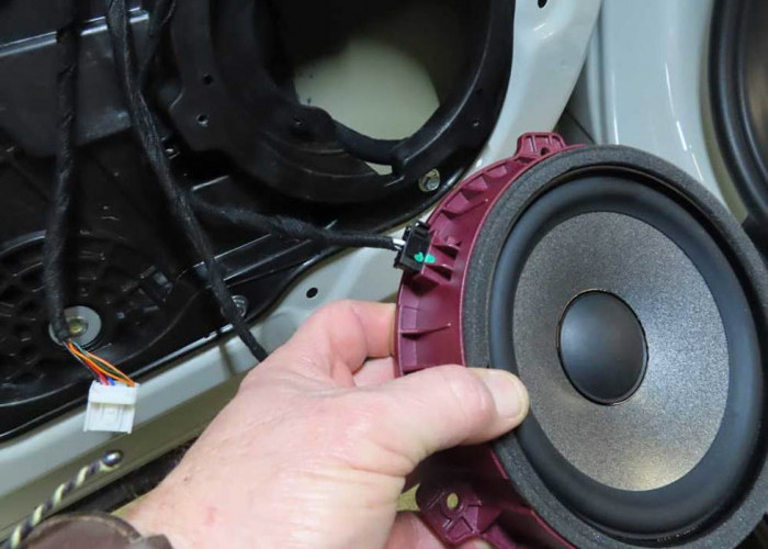 Jangan Asal Pakai! Ini Cara Merawat Audio Mobil agar Suara Tetap Maksimal