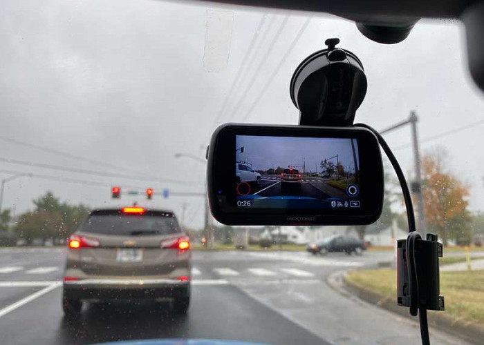 Bukan Sekadar Aksesoris Mobil! Ini Fungsi Penting Dashcam yang Wajib Kamu Ketahui