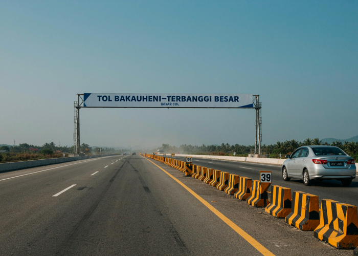 Tekan Risiko Kecelakaan Fatal, BTB Siagakan 39 Crash Cushion di Tol Bakauheni–Terbanggi Besar