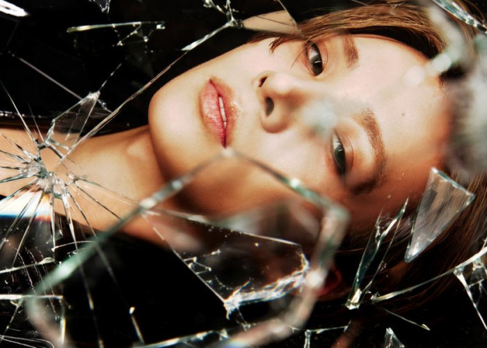 EVAN Tutup Promosi DEATH OF ME, Album Solo Tembus Billboard 200 di Posisi 49