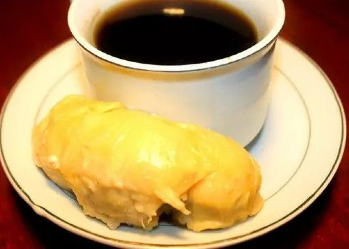 Jantung Bisa Berdegup Kencang! Ini 5 Risiko Kesehatan Makan Durian Sambil Minum Kopi yang Tak Boleh Disepeleka