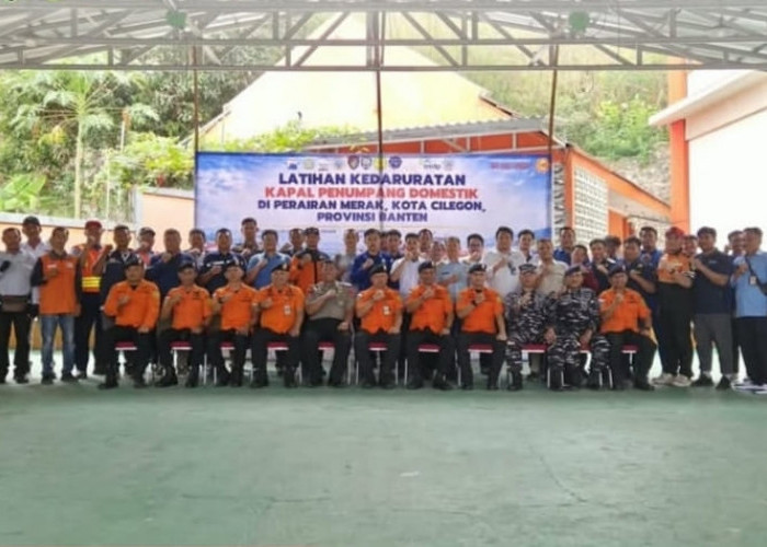 Basarnas Gelar Latihan Kedaruratan Kapal Penumpang di Selat Sunda