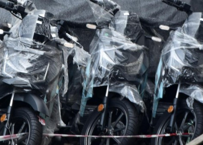 Lima Tersangka Korupsi Motor Listrik MBG Ditahan, Kerugian Negara Capai Rp863,8 Miliar