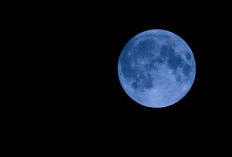 'Cold Moon' Hiasi Langit Indonesia, Supermoon Terakhir 2025 Bikin Warga Ramai-ramai Motret Bulan