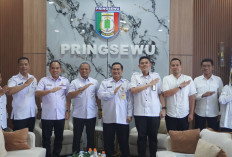 Kantor Pertanahan Pringsewu Serahkan 90 Sertipikat Hak Pakai Aset Pemda