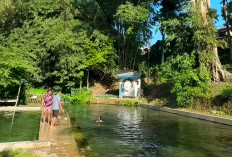 Bukan di Klaten atau Jogja, Wisata Air Sebening Kaca Ini Ada di Lampung