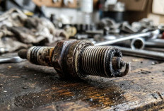 Jangan Buru-Buru Ganti Aki! Bisa Jadi Hanya Busi Yang Mati, Masalah Motor Susah Hidup Bisa Selesai