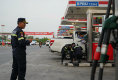 Antrean Solar Mengular di Bandar Lampung, Satpol PP Perketat Pengawasan BBM Bersubsidi.
