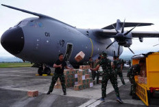 Airbus A400 TNI AU Bawa 24 Ton Bantuan untuk Aceh