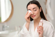 Efek Tidak Membersihkan Make Up Sebelum Tidur yang Sering Diabaikan