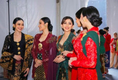 Kebaya Resmi Diakui Dunia: Sertifikat WBTb UNESCO Diserahkan Bersama Reog dan Kolintang