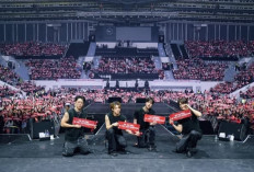 Kembali Setelah Tiga Tahun, iKON Meriahkan Istora Senayan!