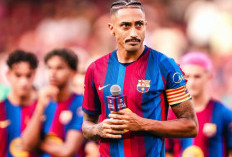 Raphinha Negosiasi Kontrak Baru Barcelona Tanpa Agen, Urus Sendiri Masa Depannya