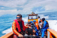Tim SAR Lakukan Pencarian Penumpang KMP Dorothy yang Diduga Terjatuh di Perairan Bakauheni