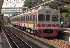 Lansia Tewas di Jalur Rel Tebet Usai Terserempet KRL