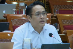 Kemendiktisaintek Siapkan Pembebasan UKT Hingga Dua Semester untuk Mahasiswa Terdampak Bencana