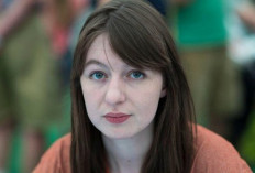 Sally Rooney Mantap Bela Palestina, Siap Hentikan Penjualan Bukunya di Inggris