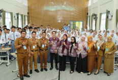Dosen ITSNU Lampung Bekali Siswa SMAN 14 Bandar Lampung Kemampuan Public Speaking dalam LDK OSIS