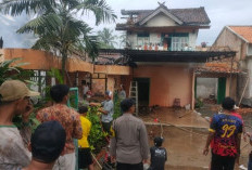 Ditinggal Sekolah, Charger HP di Atas Kasur Diduga Picu Kebakaran Rumah di Pringsewu