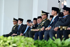 Mendagri Tito Karnavian Hadiri Pelantikan 1.177 Perwira Remaja TNI-Polri di Istana Merdeka