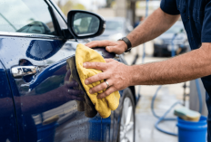 Sering Kehujanan? Waspadai Water Spot yang Merusak Cat Mobil