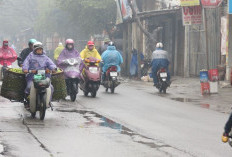 Kamu Sering Bepergian Saat Musim Hujan? Ini Dia 8 Tips Aman Berkendara Saat Musim Hujan