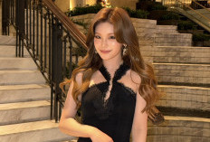 Yeji ITZY Hadir di Jakarta, Sapa Penggemar di Pembukaan Roger Vivier