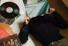 Hobi Lama Kembali Tren di Kalangan Gen Z, dari Vinyl hingga Berkebun