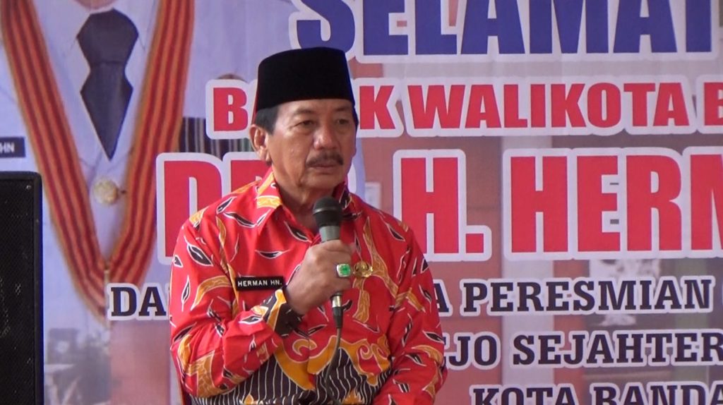 Terima Setoran PKL, Herman HN Janji Tertibkan Pejabat Banpol PP