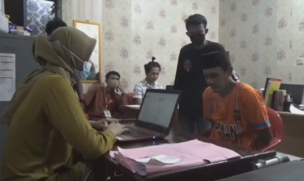 Wajib Dihukum Berat, Bapak Cemari Anak Sejak SD  Hingga Menikah