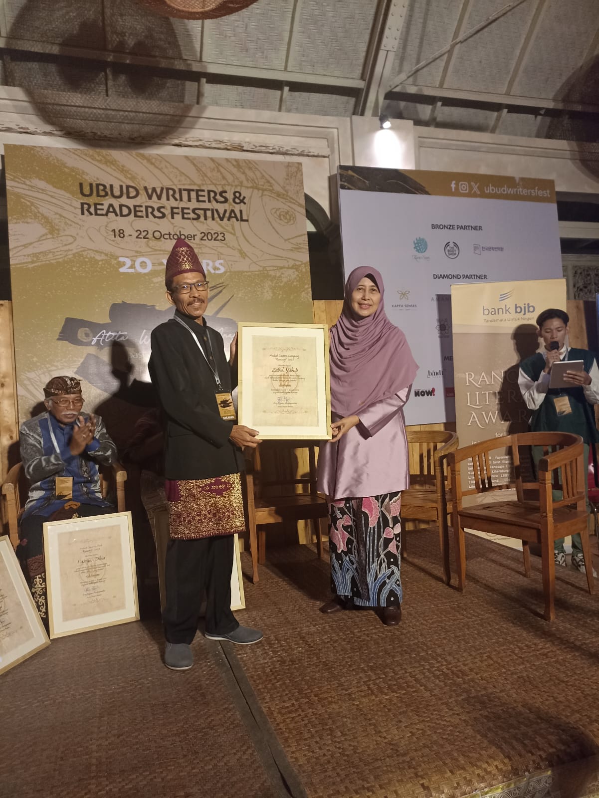 Sastrawan Lampung Zabidi Yakub Diundang ke Ubud Writers and Readers Festival 2023