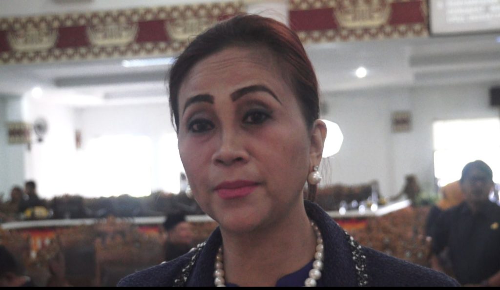 Ernita Sidik Ditengarai Stres