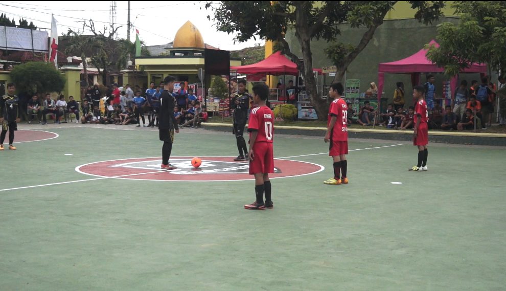 Puluhan Tim Futsal SMP-MTS Adu Tanding